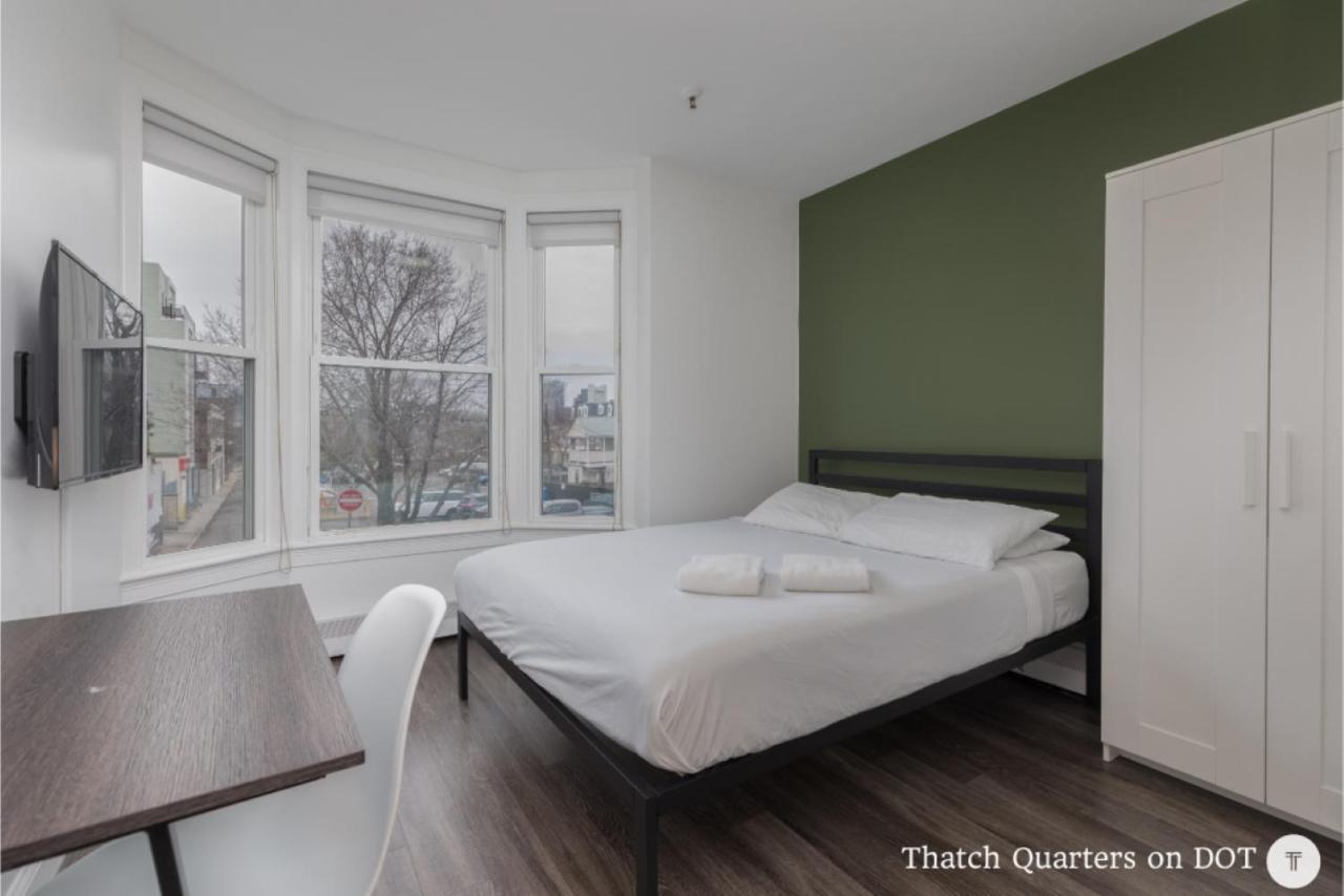 Quarters On Dot By Thatch Boston Bagian luar foto